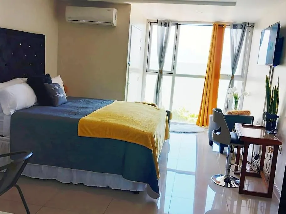 Rosie'S Beachfront/Ocean View Apartment Portmore Greencastle